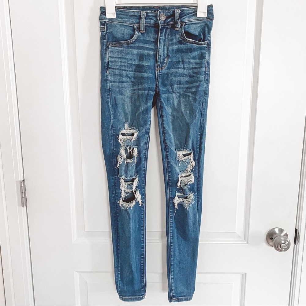 American Eagle distressed jeans